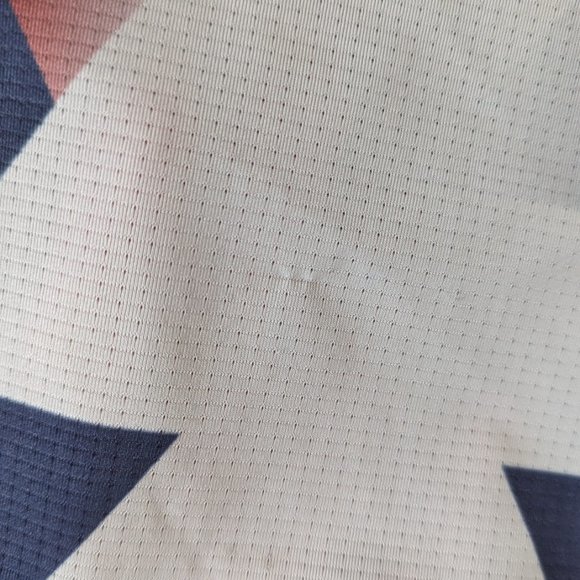 Rabbit Runtee Running Triangle Pattern - Picture 5 of 7